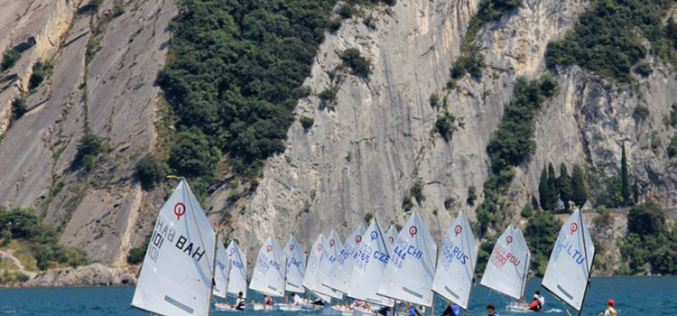 Campionato del Mondo Optimist, Loha Jia Yi leader incontrastato