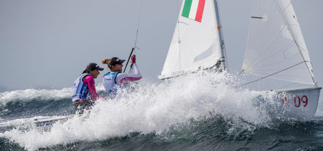 Hempel World Cup Series, ad Enoshima ancora vento e onda