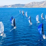 Melges 32 World League, la flotta si prepara alla super combinata di Villasimius