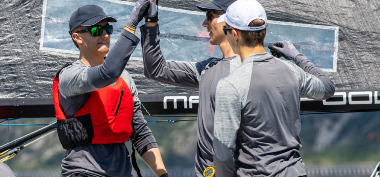 Melges 24 European Sailing Series, alla maniera di White Room