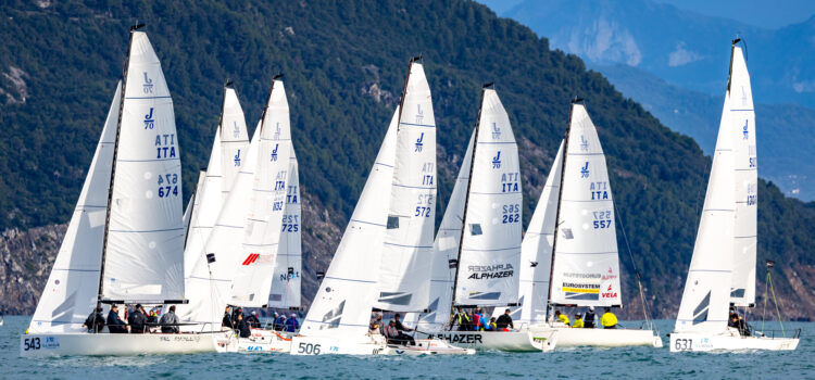 J/70 Cup, Lerici in slow motion: completata una prova nel Day 2