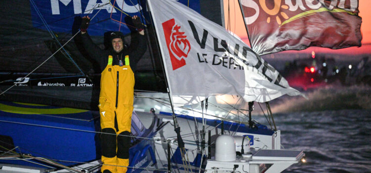 Vendée Globe, Charlie Dalin and Macif on the moon